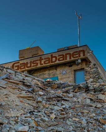Take the Gaustabanen on a historic journey all the way up to the Gaustatoppen.