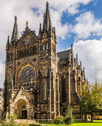 Zum Stadtbild Leipzigs gehören viele Kirchen mit faszinierender Geschichte und Architektur.