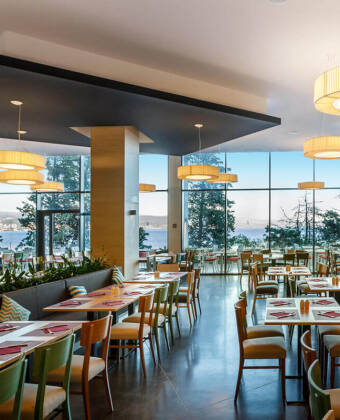 Im Hotelrestaurant erwartet Sie eine große Auswahl an mediterranen und internationalen Spezialitäten.
