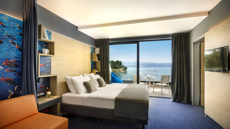 Hotellets rum är modernt och bekvämt inredda,  här kan ni verkligen slappna av!