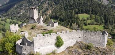The gorgeous Aosta Valley is sometimes called the Valley of the Hundred Castles. Graines Castle is just an 8-minute drive away.