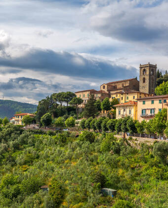 Book an affordable hotel package at HG Hotel Cappelli in the Tuscan spa town.