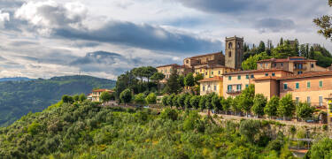 Book an affordable hotel package at HG Hotel Cappelli in the Tuscan spa town.