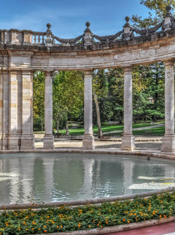 The hotel is centrally located in Montecatini Terme.
