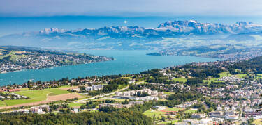 The Mövenpick Zurich Regensdorf is in an excellent location for those who want to enjoy Switzerland's stunning natural areas.