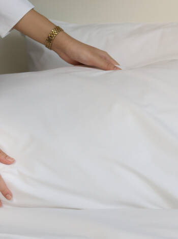 Välj en valfri kudde från hotellets kuddmeny för extra god sömn.