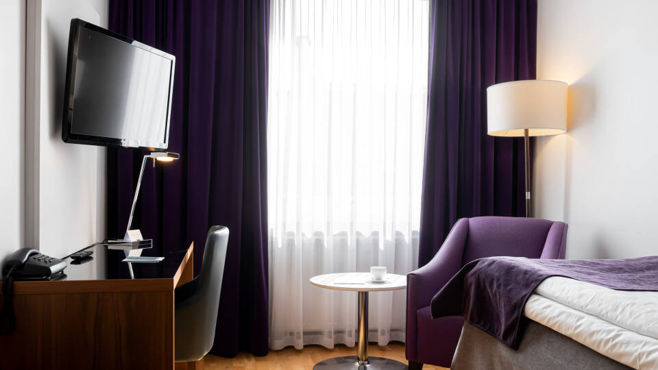 Die Hotelzimmer im Elite Stadshotel Eskilstuna geben Ihnen eine komfortable Basis für Ihren Aufenthalt.