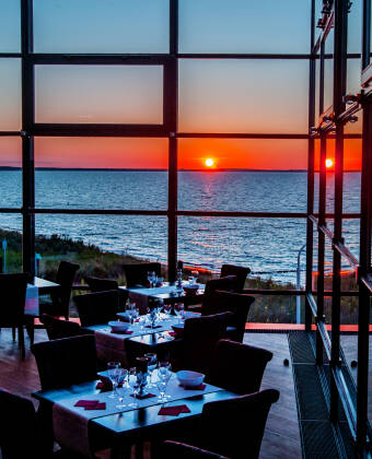 I restauranten på stedet kan du nyte sesongbaserte retter tilberedt med lokale råvarer.