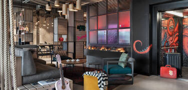 Moxy Bremen er et moderne hotell som ligger i Bremens havn.