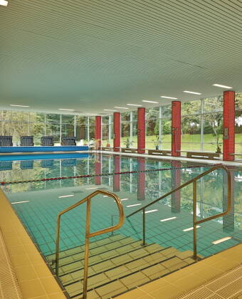 Hotellet tilbyder adgang til indendørs swimmingpool og sauna, og mulighed for at bestille afslappende massagebehandlinger.