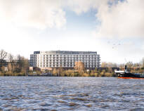 Det 4-stjärniga hotellet vid Elbe bjuder på ett fint läge i västra Hamburg.