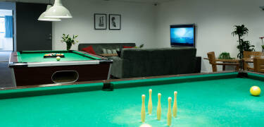 Ein guter Autourlaub wird nur durch kostenlose Parkplätze verbessert - und das Scandic Odense bietet 120 kostenlose Parkplätze direkt vor dem Hotel.