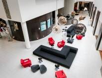 Wohnen Sie mit Designer-Möbeln und -Einrichtungen, die die Essenz  holländischen Designs widerspiegeln.
