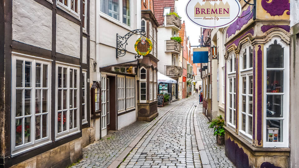 Hotellet ligger i centrum af Bremen, der byder på spændende kultur og shopping.