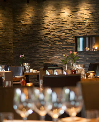 You can enjoy a delicious evening meal in the hotel's modern restaurant. The food is made with care and seasonal ingredients.