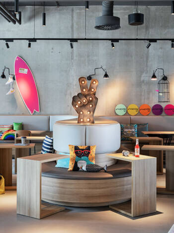 Moxy Hamburg City