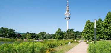 Koppla av i Hamburgs gröna oaser, från Planten un Blomen till Jenischpark.