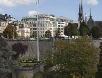 Nyd dit ophold på dette centralt beliggende hotel i Luxembourg City.